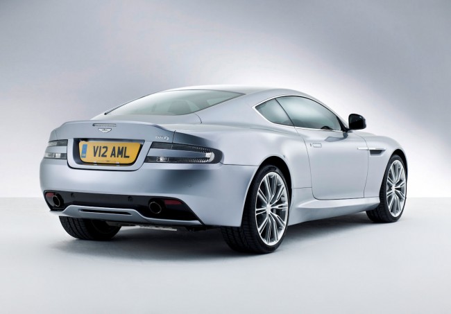 Aston Martin 2013 DB9 3