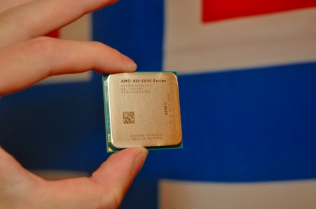AMD Trinity APU overclocked at 7.3 GHz and nitrogen cooled