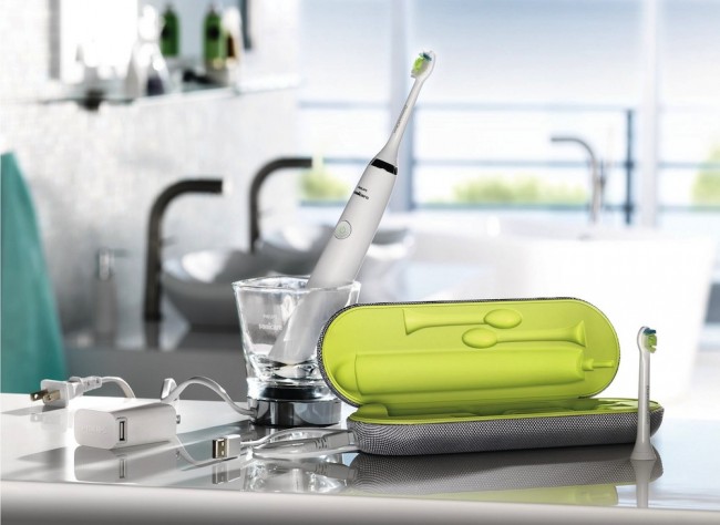 Sonicare DiamondClean Electric Toothbrush 2